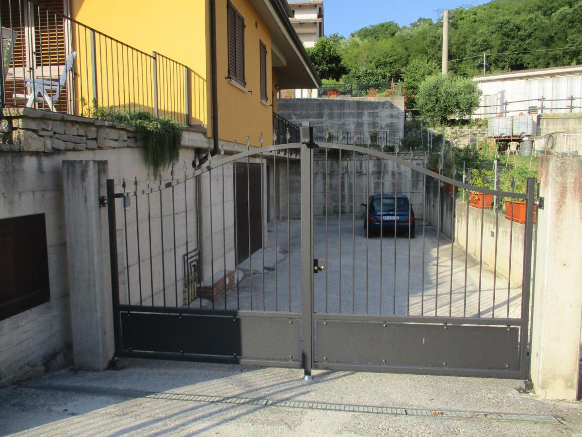 Il Risveglio Dei Sensi Βίλα Fossato di Vico Εξωτερικό φωτογραφία