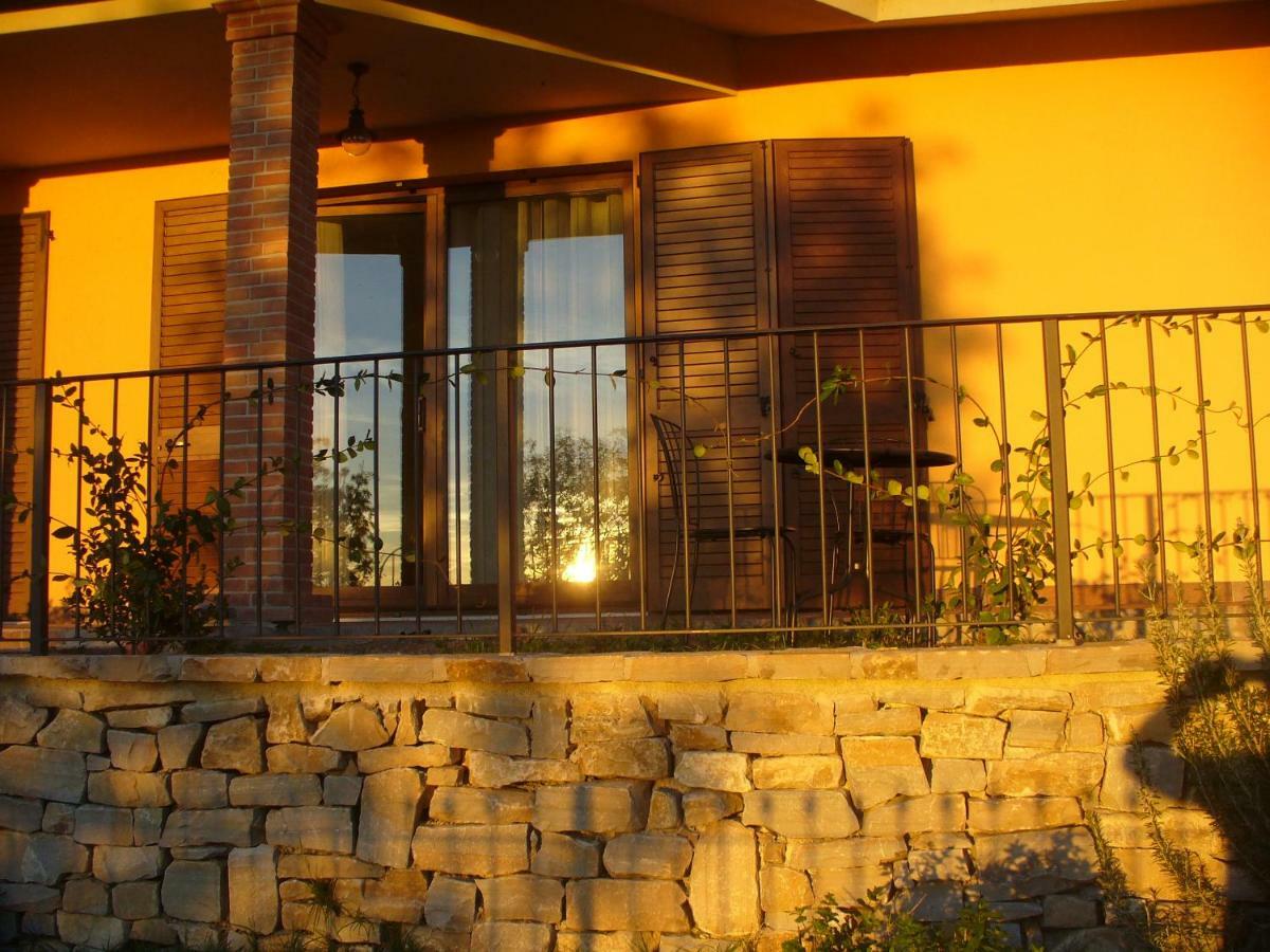 Il Risveglio Dei Sensi Βίλα Fossato di Vico Εξωτερικό φωτογραφία